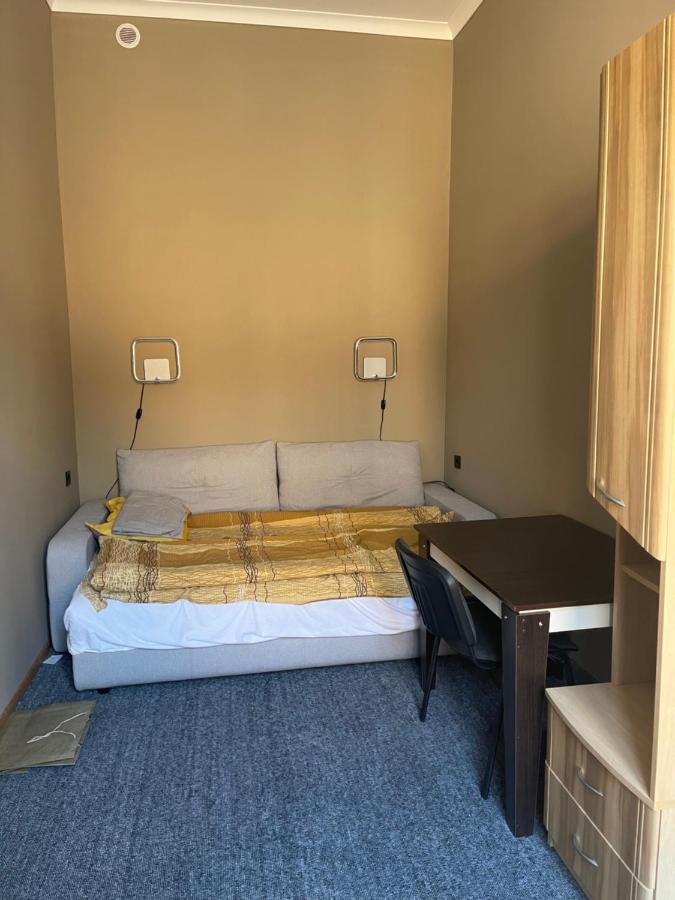 Philharmonie Platz Apartments チェルニウツィー エクステリア 写真